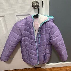 Girls 7/8 Reversible Eddie Baurer Winter Coat.  Smoke free home.  EUC.